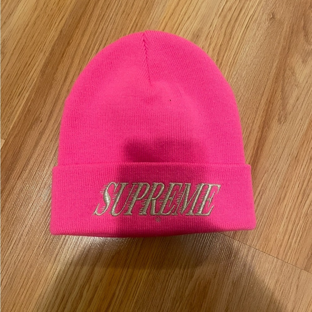 Supreme Neon Pink Knit Hat
